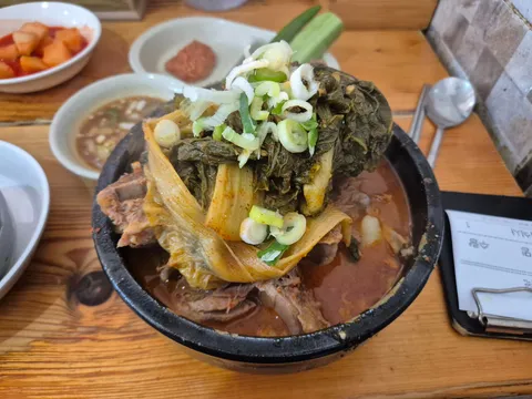 Somunnan Seongsu Gamjatang Photos