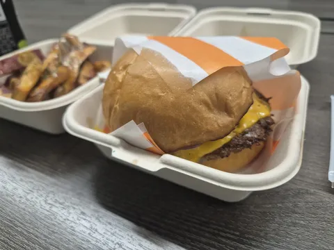 Ril Burger Photos