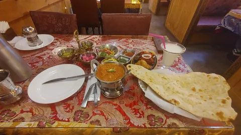 Royal Indian Restaurant Photos