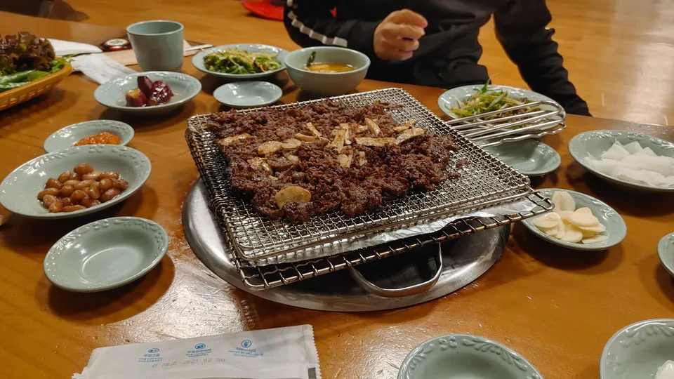 Eonyang Giwajip Bulgogi Photos 1