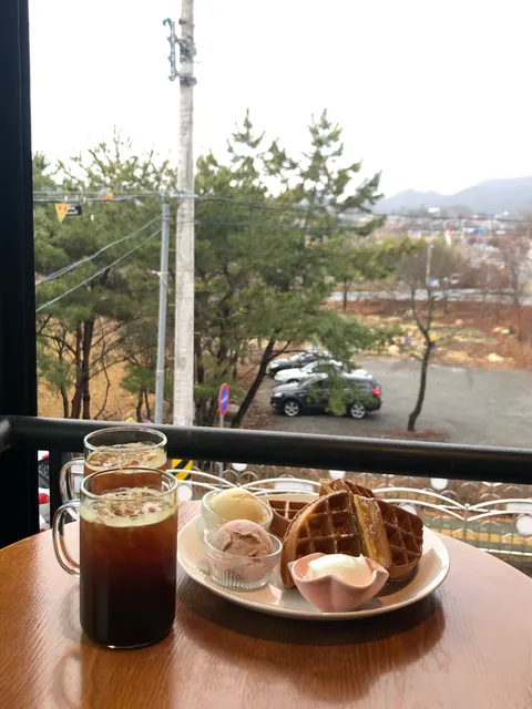 Hands Coffee Photos 2