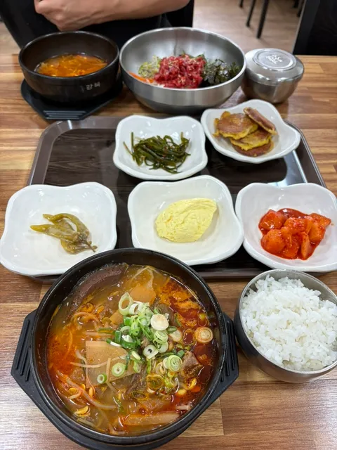 Eonyang Hanwoo Sugure Gukbap Photos 2